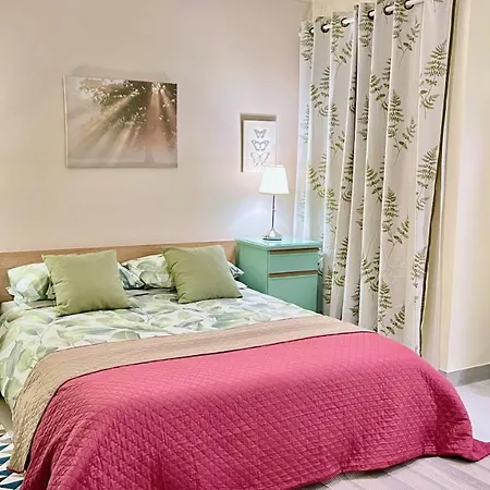 Prime Location: 3 Bedroom/3 Bath+terrace *