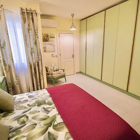 Prime Location: 3 Bedroom/3 Bath+terrace * San Ġiljan