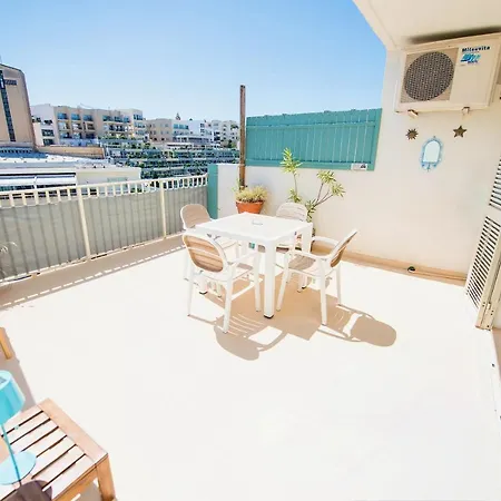 Apartman Prime Location: 3 Bedroom/3 Bath+terrace