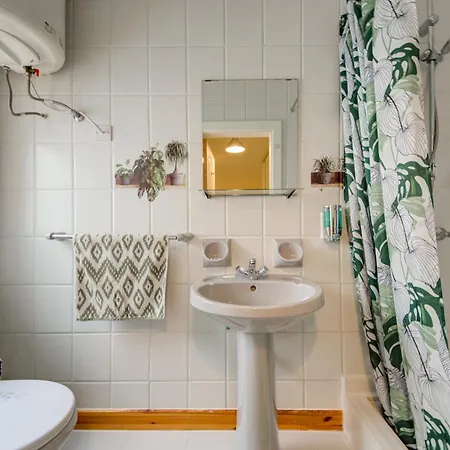Prime Location: 3 Bedroom/3 Bath+terrace Saint Julian's
